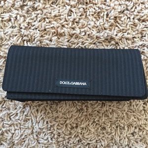 🎁 5/$25! D&G Pinstripe Glasses Case w/ bag